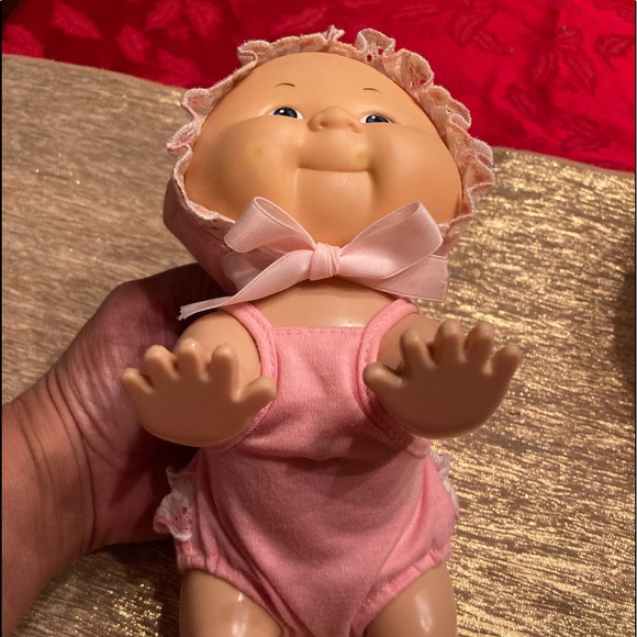 Vintage Crawling Baby Doll🕊 - Picture 3 of 5